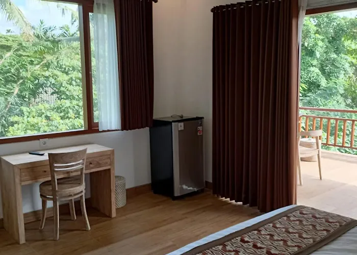 Homestay Karma House *