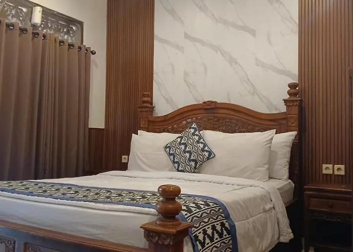 Karma House Homestay *