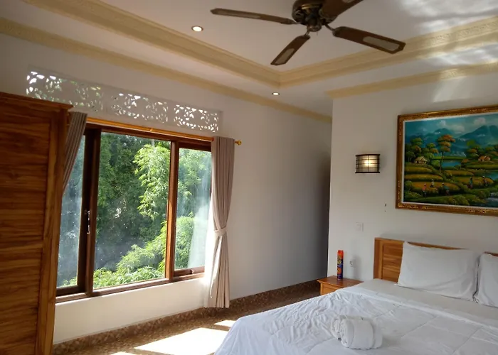 Homestay Karma House *