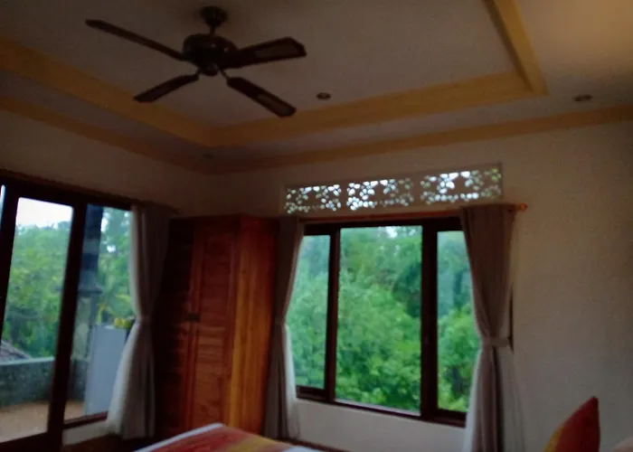 Karma House Homestay *